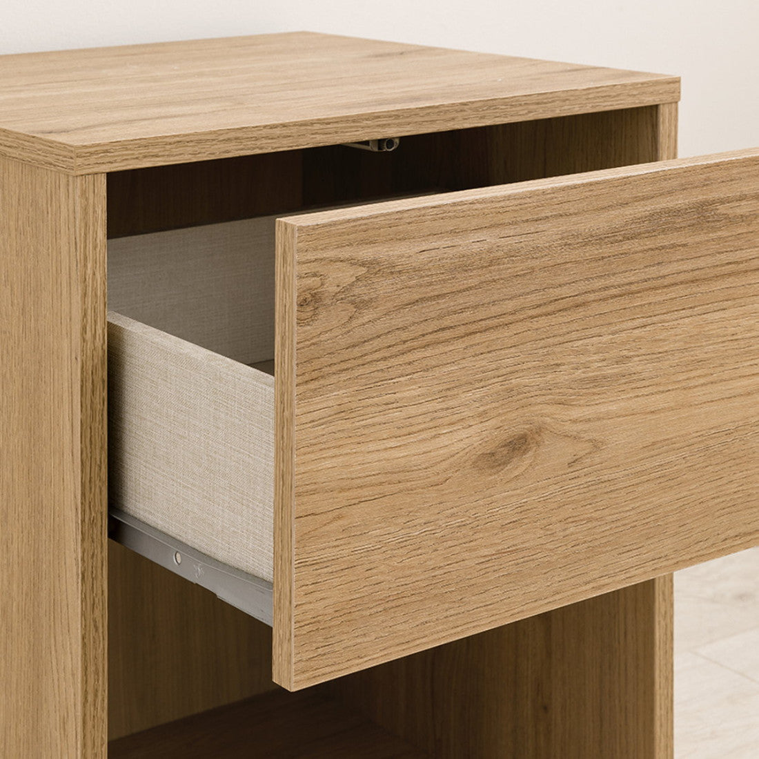 Comodino in Legno Naturale con 1 Cassetto